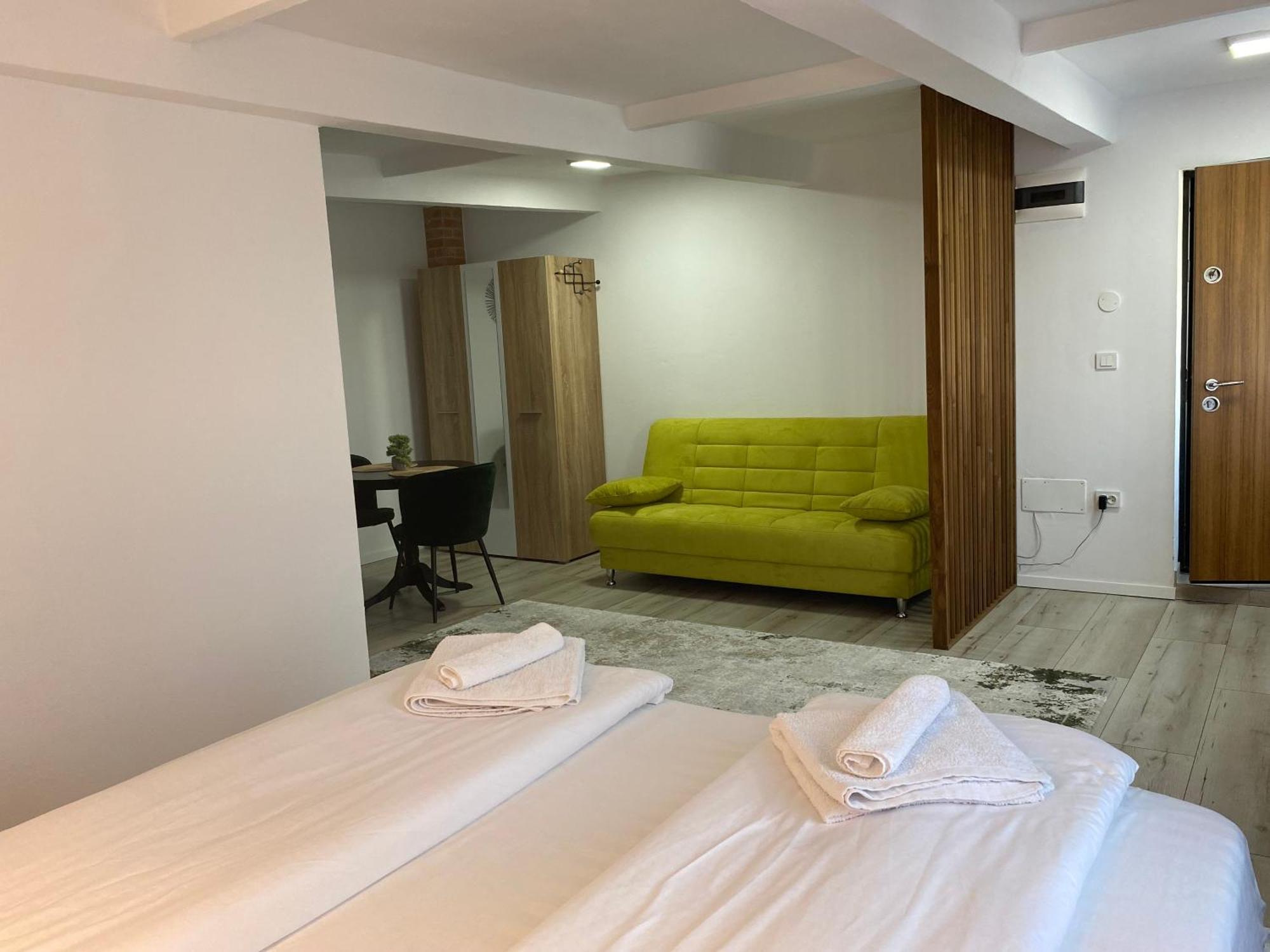 Wonderland Apartment Bistriţa Eksteriør bilde
